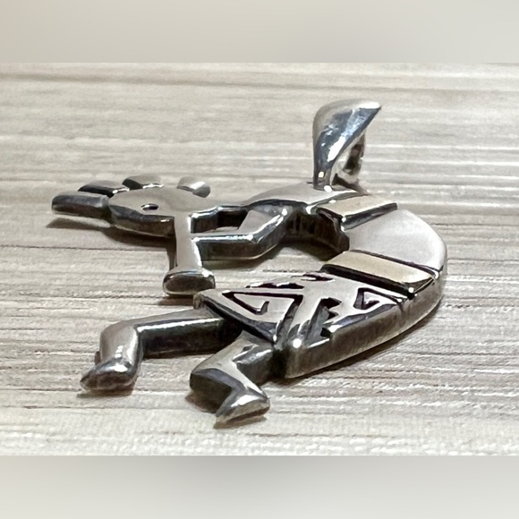 Vintage Designer Calvin Begay  Sterling Silver & 14K Gold Kokopelli Pendant - Picture 3 of 5